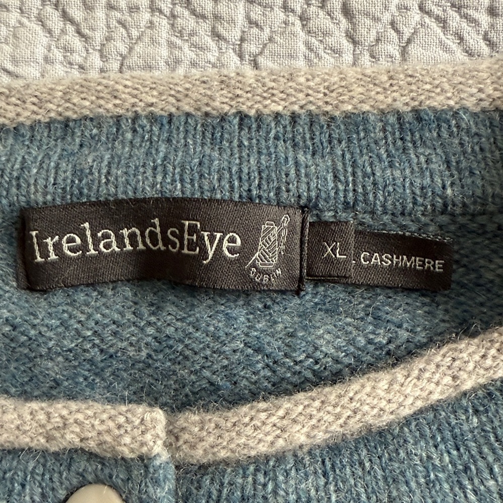 Irish made Cashmere Women's Cardigan Sweater - Picture 2 of 9